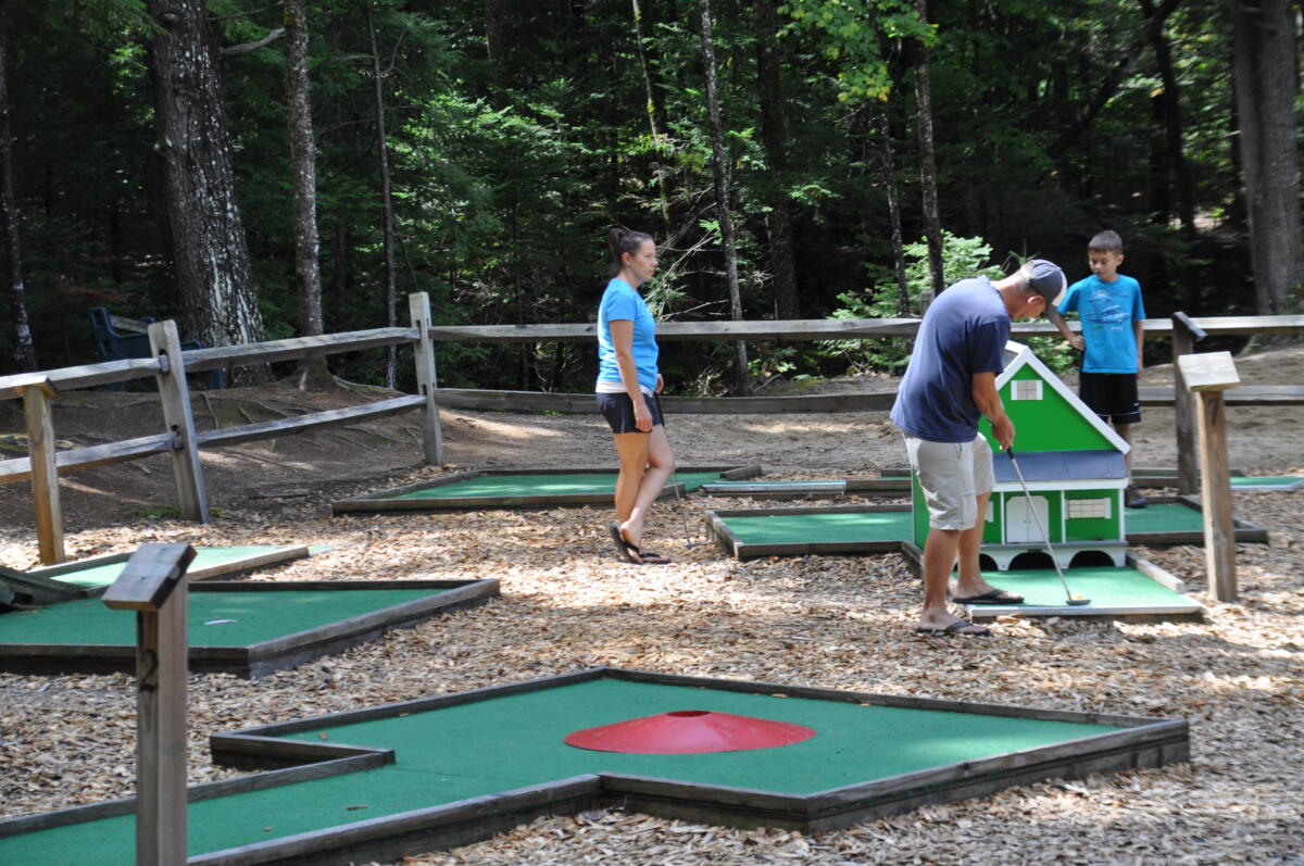 Mini Golf at Papoose Pond Family Campground